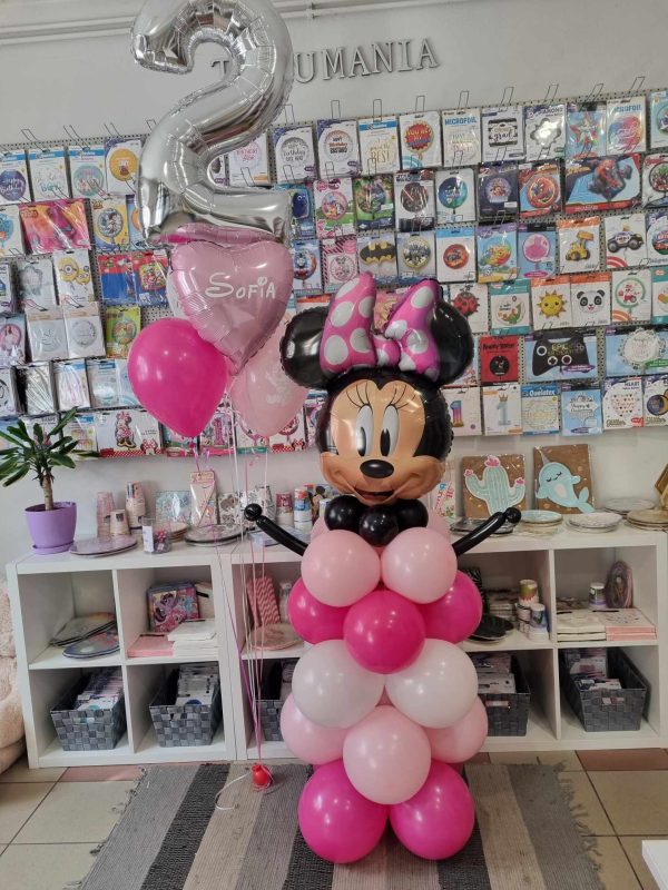 Minnie Mouse sa helij balonima