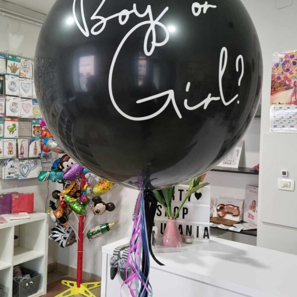 Balon za otkrivanje spola napunjen helijem