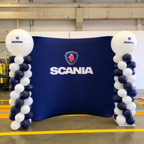 Scania – personalizirani balonski stupovi za poslovni event